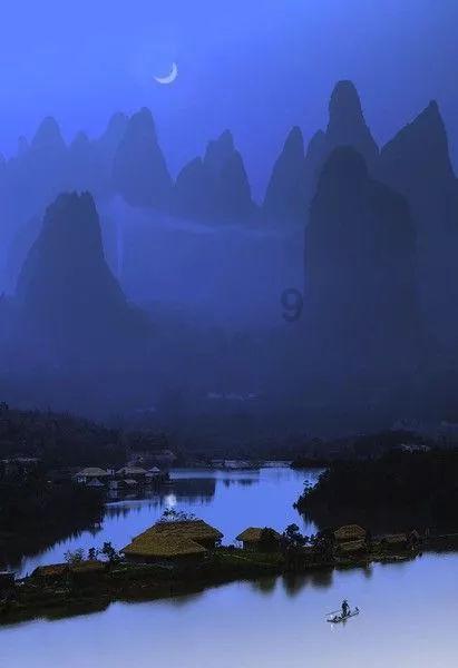 哇塞！你们知道吗？我们的中名联书画培训学员王一霖最近可是大放异彩啊